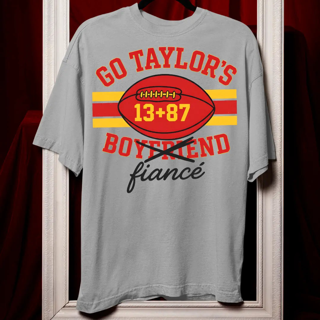 GO TAYLOR'S FIANCE Unisex T-Shirt